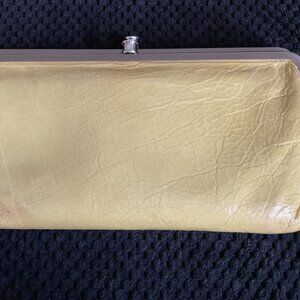 HOBO International Lauren clutch wallet